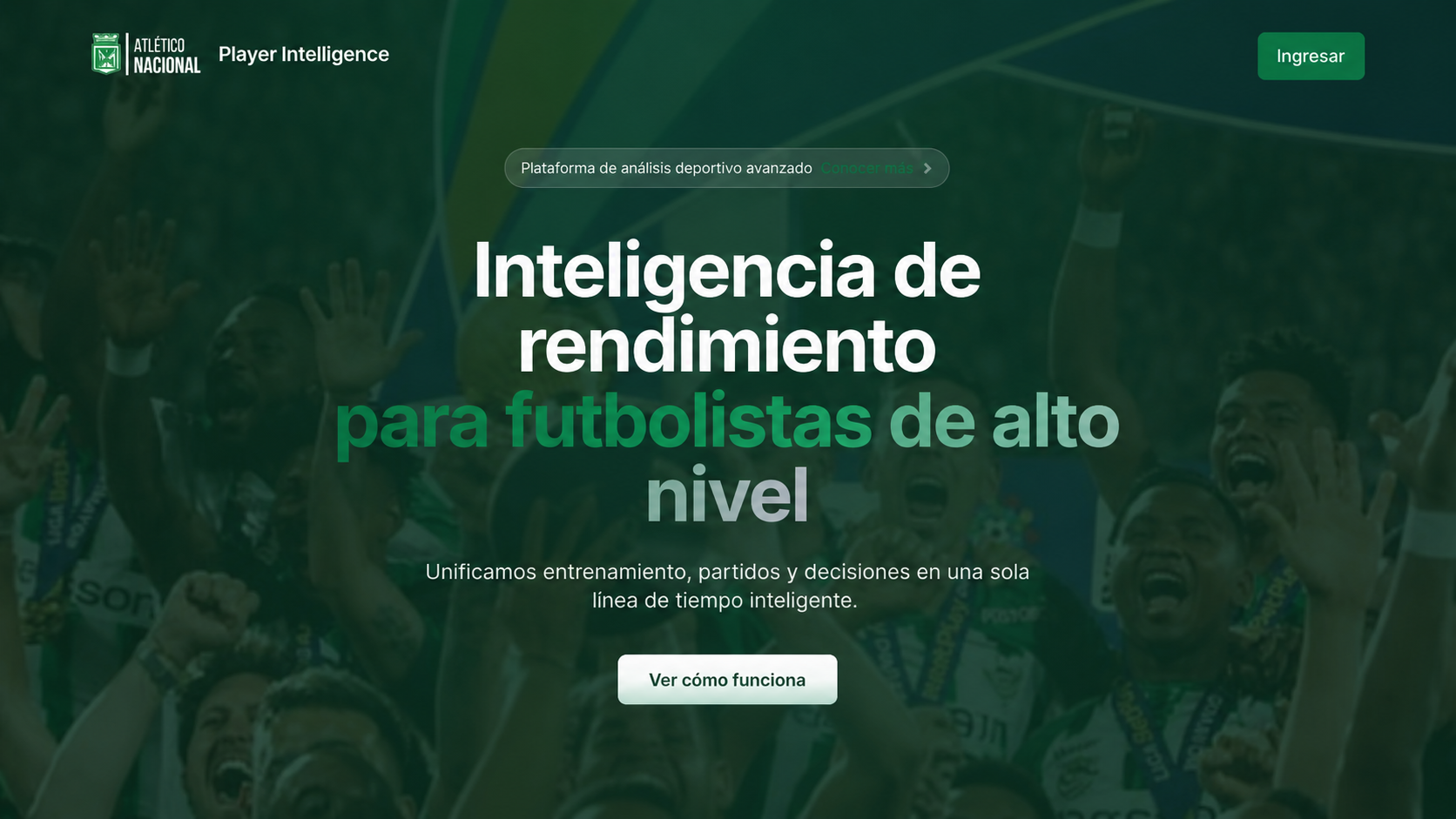 Portada pública de la plataforma Player Intelligence de Atlético Nacional, con el mensaje de inteligencia de rendimiento para futbolistas.